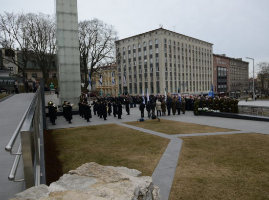 Küüditamise aastapäeva mälestusüritus Vabadussõja võidusamba juures